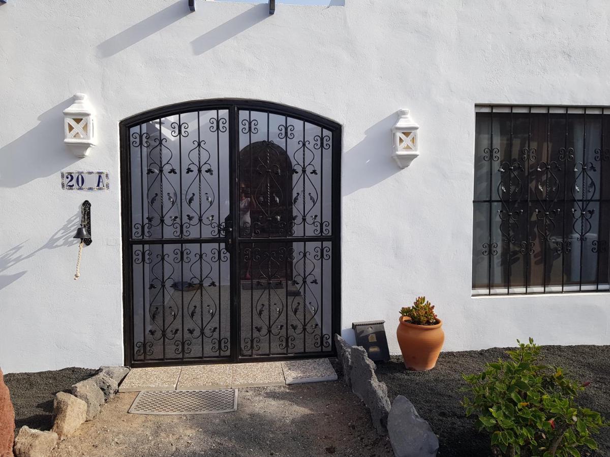 Villa Casa Olgita Playa Blanca  Esterno foto